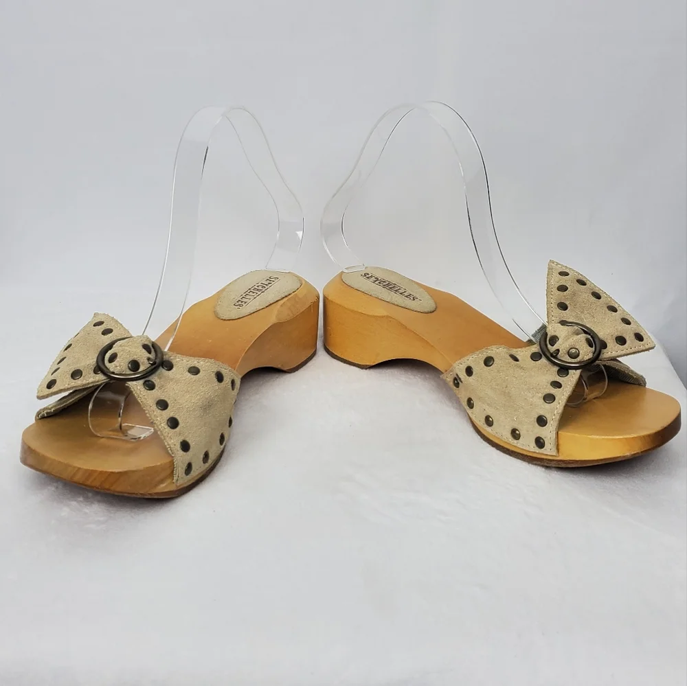 Seychelles Wood Tan Studded Sandals 8.5